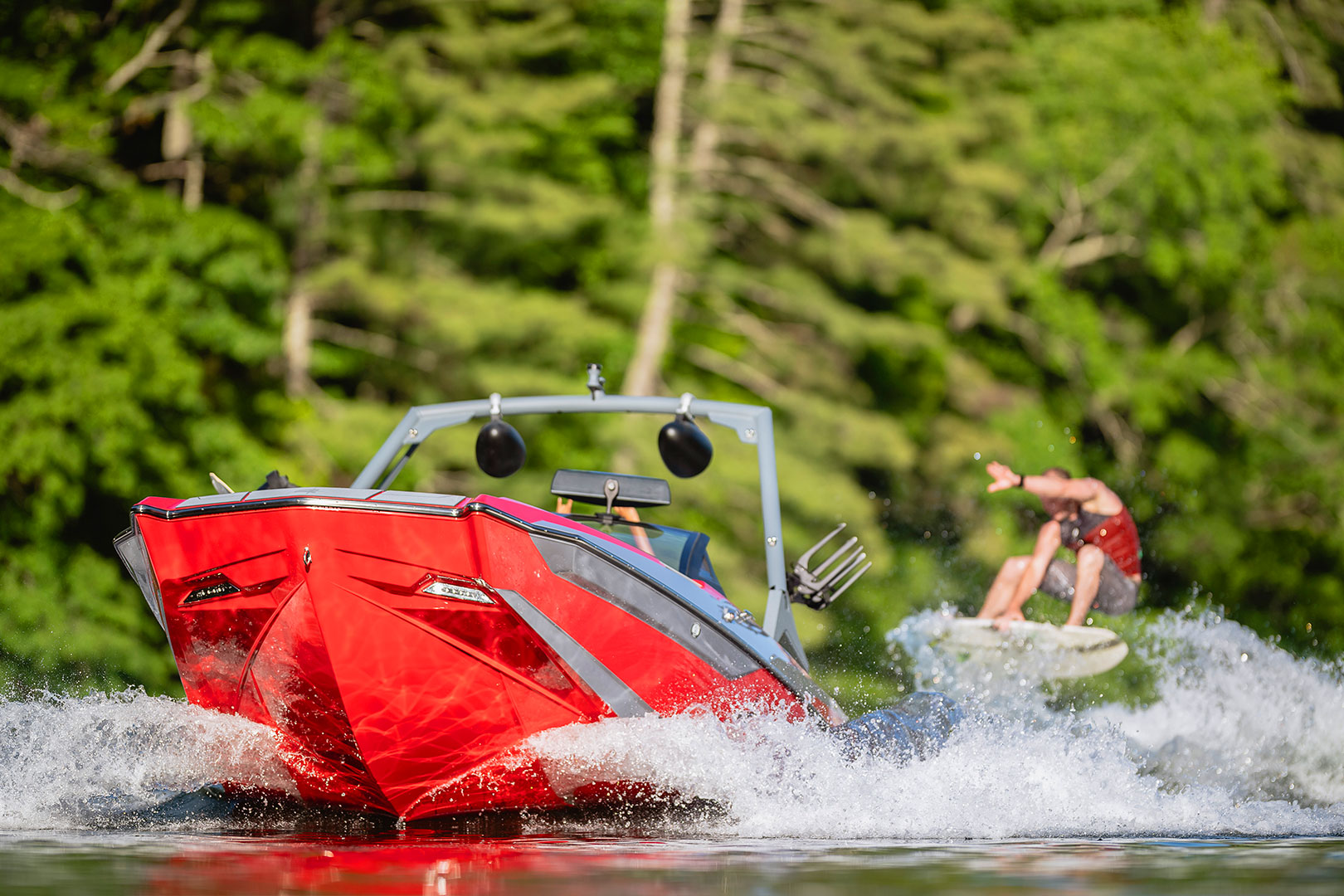 Axis A20 20Foot Wakesurfing Boat Make Waves Of Any Size